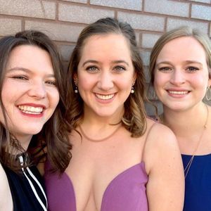 Meet your Posher, Lauren